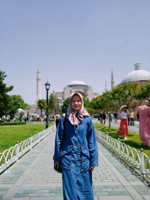ANDI LATIFATUZZAHRA HASAN